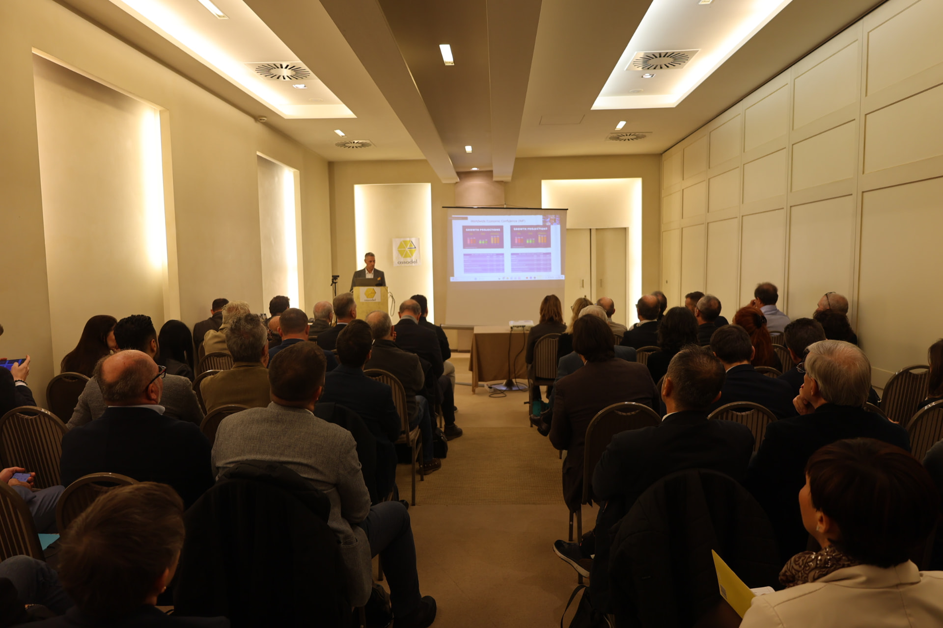 Incontro tra i soci Assodel